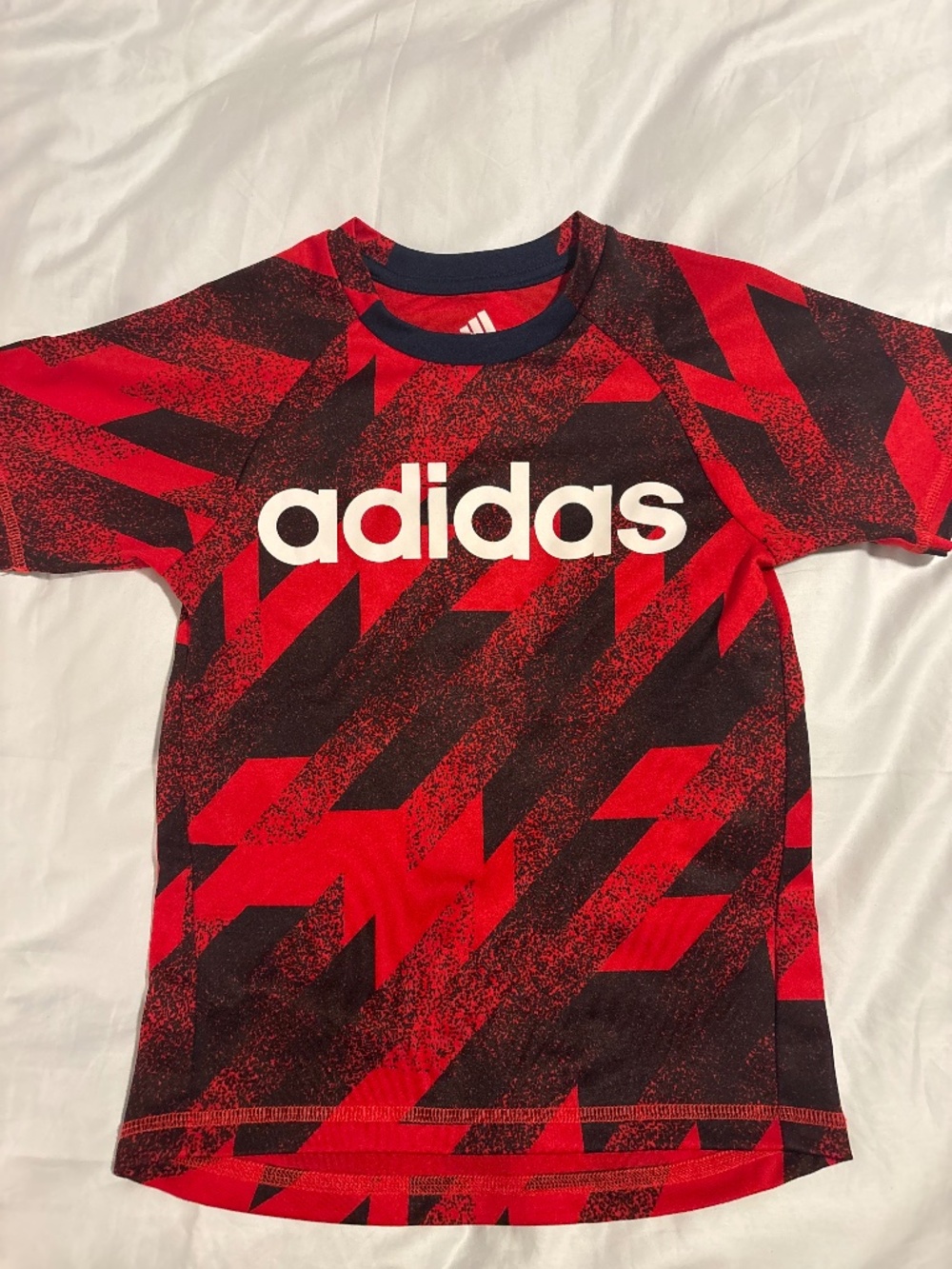 Boys Adidas drift size 4